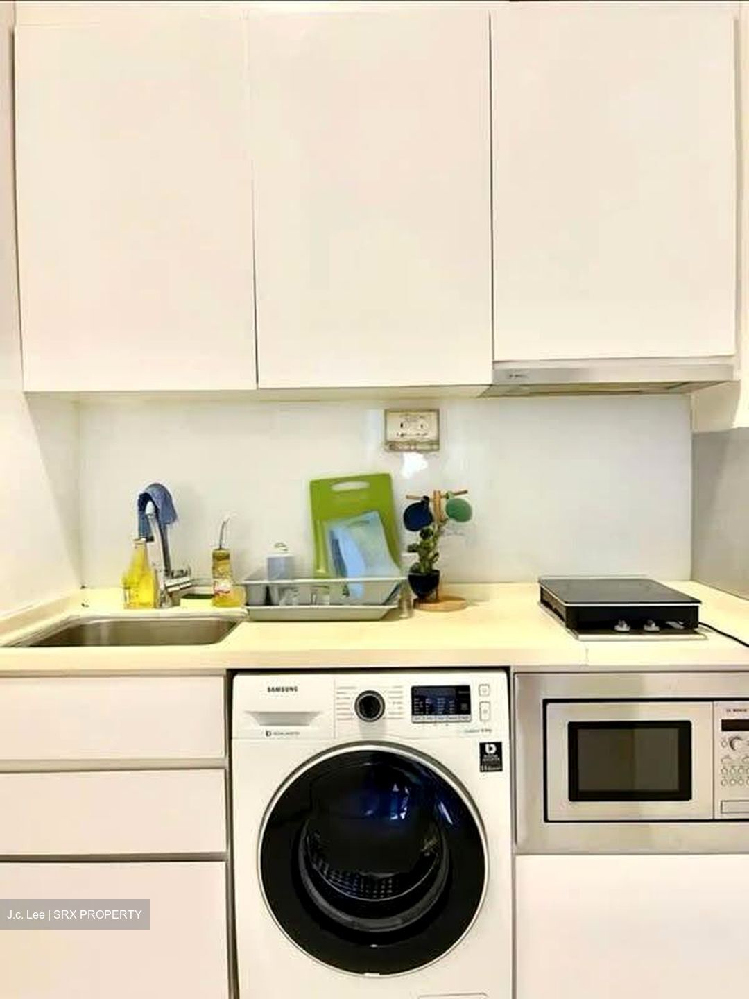 8 Farrer Suites (D8), Apartment #627088831